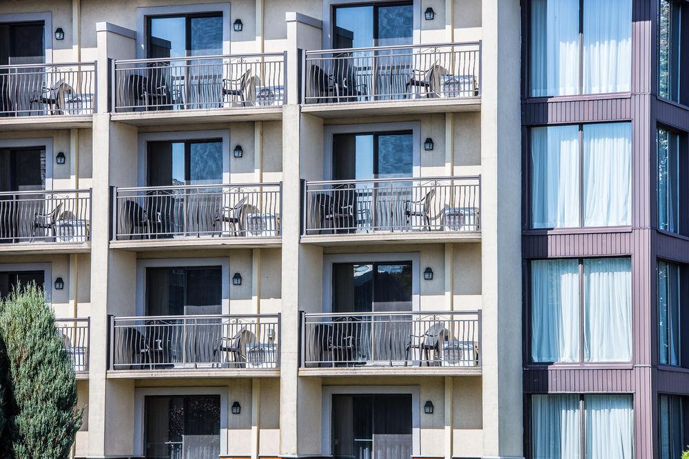 Hotel Rive Gauche Beloeil Exteriör bild