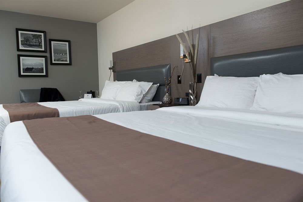Hotel Rive Gauche Beloeil Exteriör bild
